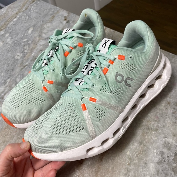 ON Running Cloudsurfer Mens Size 10 Creek/White - Picture 4 of 14